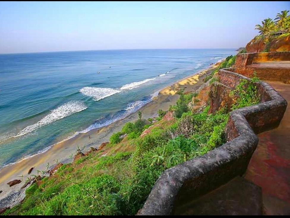 Theertha HomeStay Varkala Luaran gambar