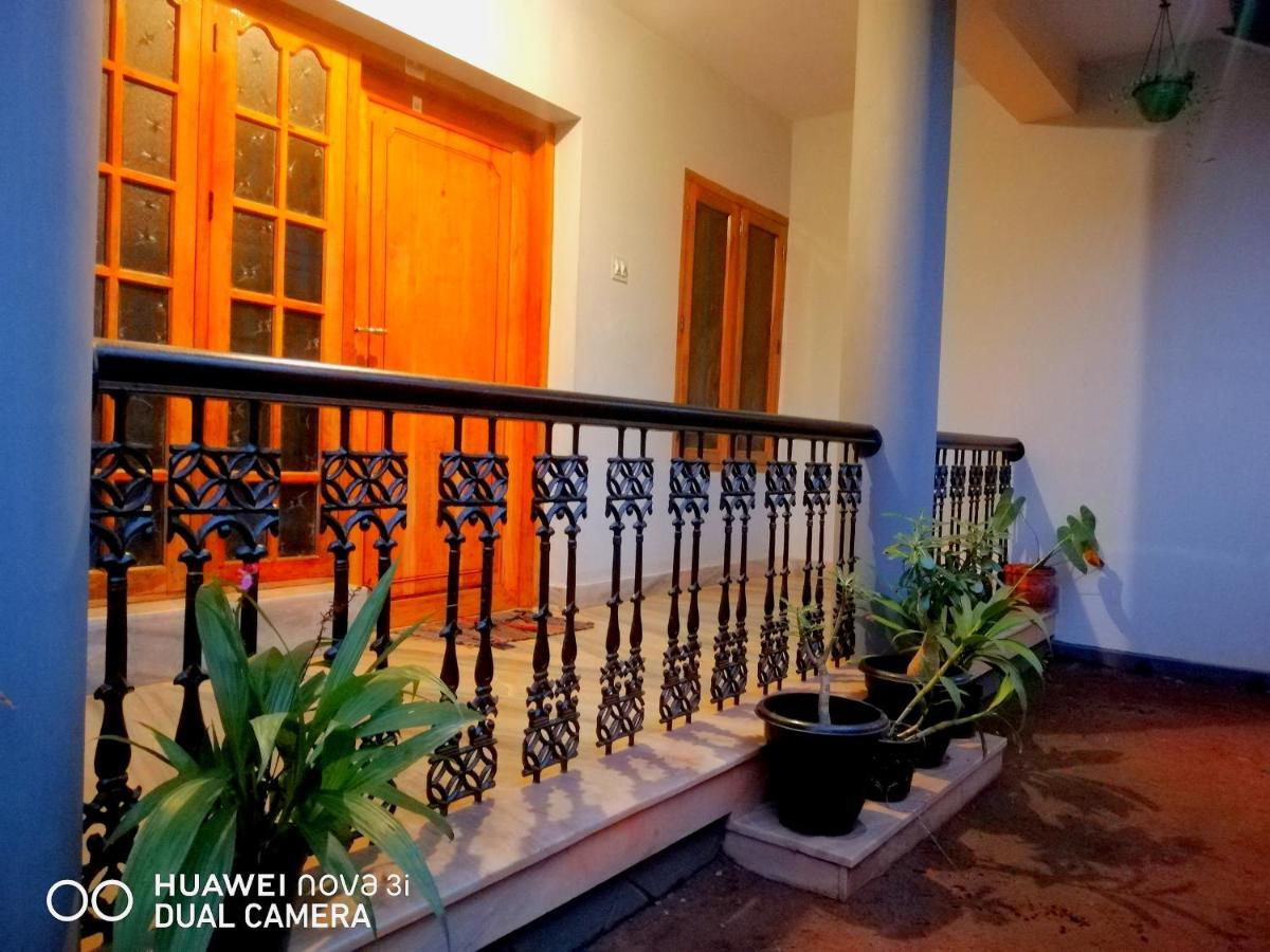 Theertha HomeStay Varkala Luaran gambar